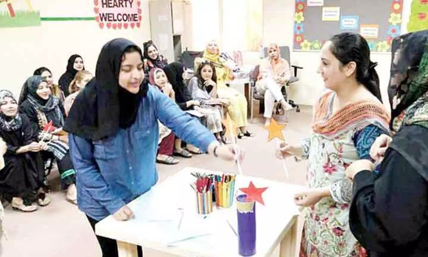 അ​ധ്യാ​പ​ക ഒ​ഴി​വ്​: പ്രാ​ദേ​ശി​ക​ത​ല റി​ക്രൂ​ട്ട്മെൻറി​ന്​ മു​ൻ​ഗ​ണ​ന