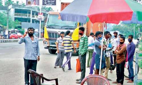 കോവിഡ്​ ഭീതി ഒഴിയുന്നു: അന്തർ സംസ്ഥാന തൊഴിലാളികൾ തിരിച്ചെത്തുന്നു