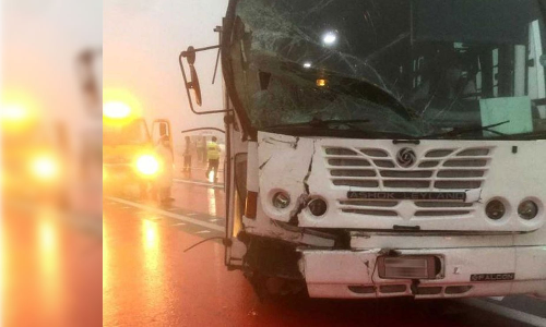 19 വാഹനങ്ങൾ കൂട്ടിയിടിച്ചു; ഒരാൾ മരിച്ചു, എട്ട് പേർക്ക് പരിക്ക്