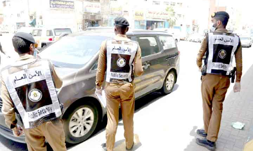 കോ​വി​ഡ് നി​യ​മ​ലം​ഘ​നം: ഒ​രാ​ഴ്ച​ക്കി​ടെ 18,000ത്തി​ലേ​റെ കേ​സ്​