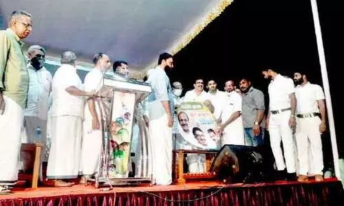 വി​ഡി​യോ ആ​ൽ​ബം പു​റ​ത്തി​റ​ക്കി