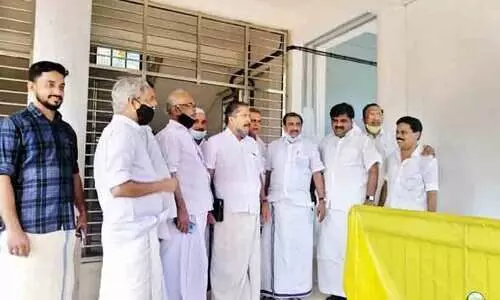 നാദാപുരം ഗവ. കോളജ് കെട്ടിടത്തെച്ചൊല്ലി വിവാദം; യു.​ഡി.​എ​ഫും എം.​എ​ൽ.​എ​യും കൊ​മ്പു​കോ​ർ​ക്കു​ന്നു