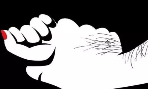 Complaint of assault on young women during the festival