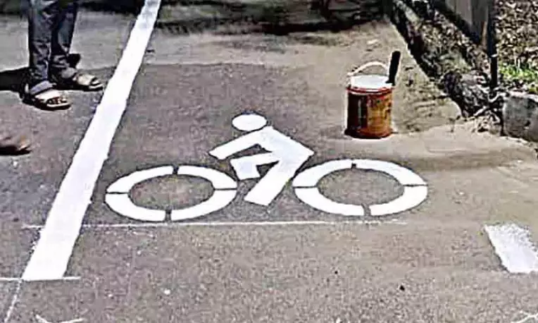 Now you can see Kochi by cycling Now you can see Kochi by cycling