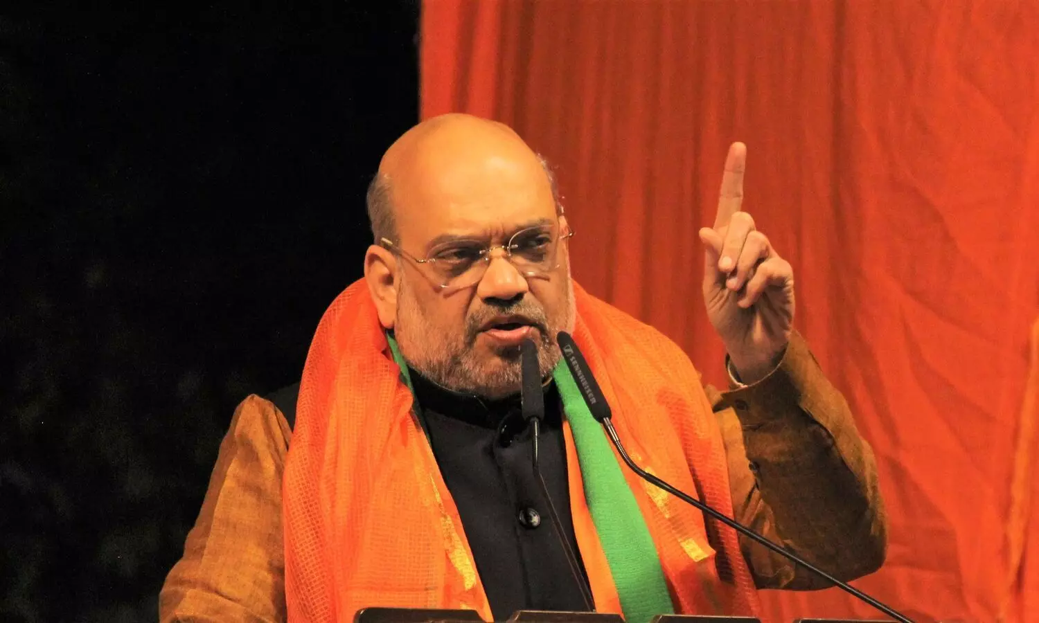 കോൺഗ്രസ്​ ജനങ്ങളെ ഭിന്നിപ്പിച്ച്​ ഭരിക്കുന്നു, അവർ ജയിച്ചാൽ നുഴഞ്ഞുകയറ്റക്കാർക്ക്​ വാതിലുകൾ തുറക്കും - അമിത്​ ഷാ