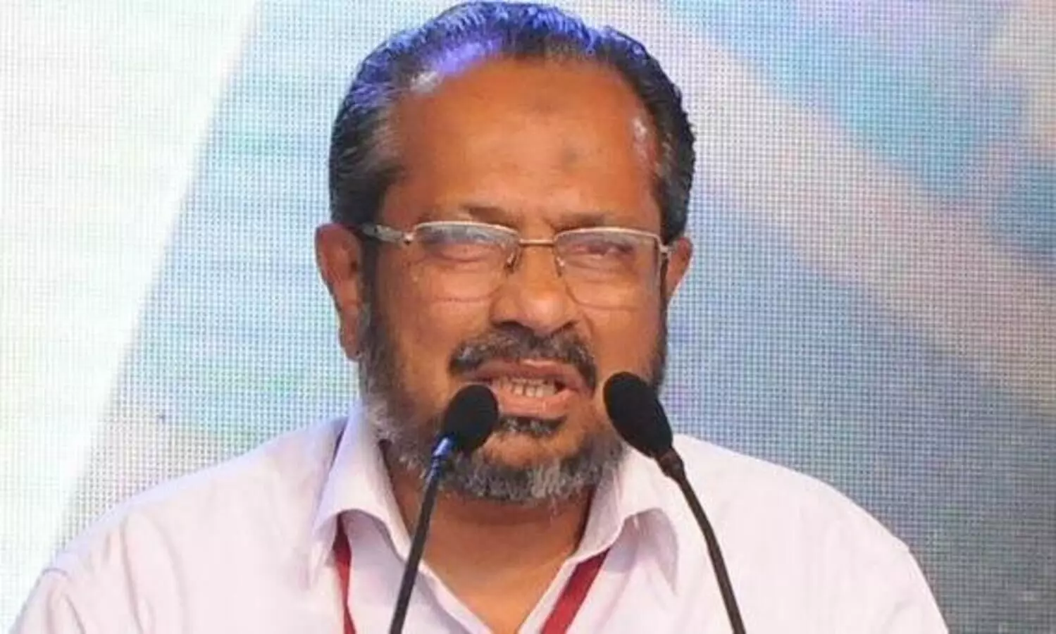 മൂ​ല്യ​ങ്ങ​ളു​ള്ള മ​നു​ഷ്യ​രെ വാ​ര്‍ത്തെ​ടു​ക്കാ​നാ​ക​ണം വി​ദ്യാ​ഭ്യാ​സം –ടി. ​ആ​രി​ഫ​ലി