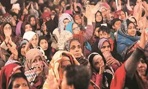 community, contemporary issue