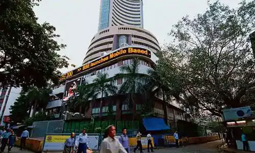 ബജറ്റ്​ ദിനത്തിൽ നേട്ടത്തോടെ വ്യാപാരം തുടങ്ങി ഓഹരി വിപണി