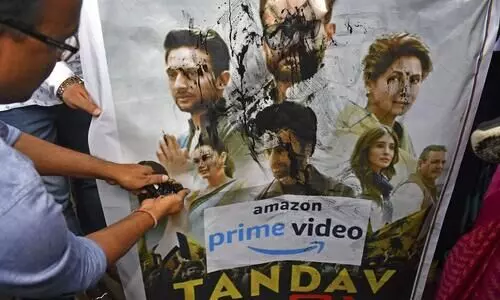 താണ്ഡവിനെ സംഘപരിവാർ ഇത്ര ഭയക്കുന്നതെന്തിന്​? കാവി രാഷ്​ട്രീയത്തിനെ പൊളിച്ചെഴുതുന്ന തിര നാടകങ്ങൾ