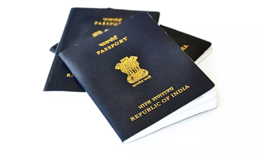 യാ​ത്ര​ക്കി​െ​ട പാ​സ്​​പോ​ർ​ട്ട് ന​ഷ്​​ട​പ്പെ​ട്ടു: മ​ല​യാ​ളി ര​ണ്ട​ര ദി​വ​സം എ​യ​ർ​പോ​ർ​ട്ടി​ൽ കു​ടു​ങ്ങി