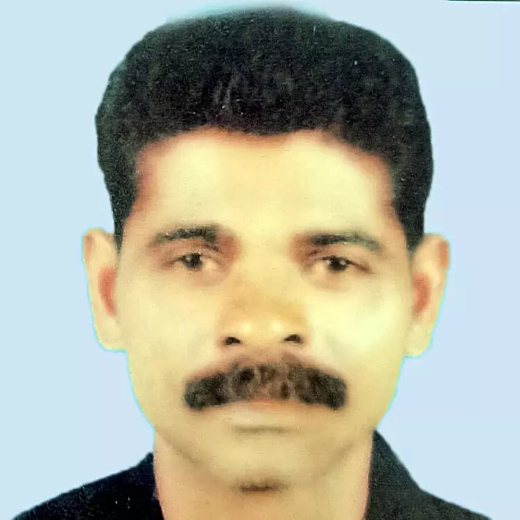 മ​ക​ളെ ന​ഴ്‌​സി​ങ് സ്‌​കൂ​ളി​ല്‍ ചേ​ര്‍ത്ത് മ​ട​ങ്ങി​യ  പി​താ​വി​െൻറ മൃ​ത​ദേ​ഹം റെ​യി​ല്‍വേ ട്രാ​ക്കി​ല്‍