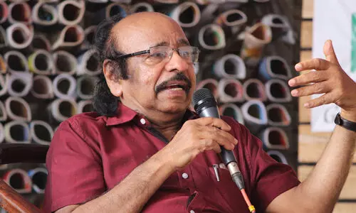 അക്കാദമികൾക്ക് കൂച്ചുവിലങ്ങിടുന്നതിനെതിരെ കെ. സച്ചിദാനന്ദൻ