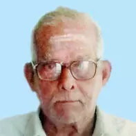 കു​ഞ്ഞ​ൻ വാ​രി​യ​ർ