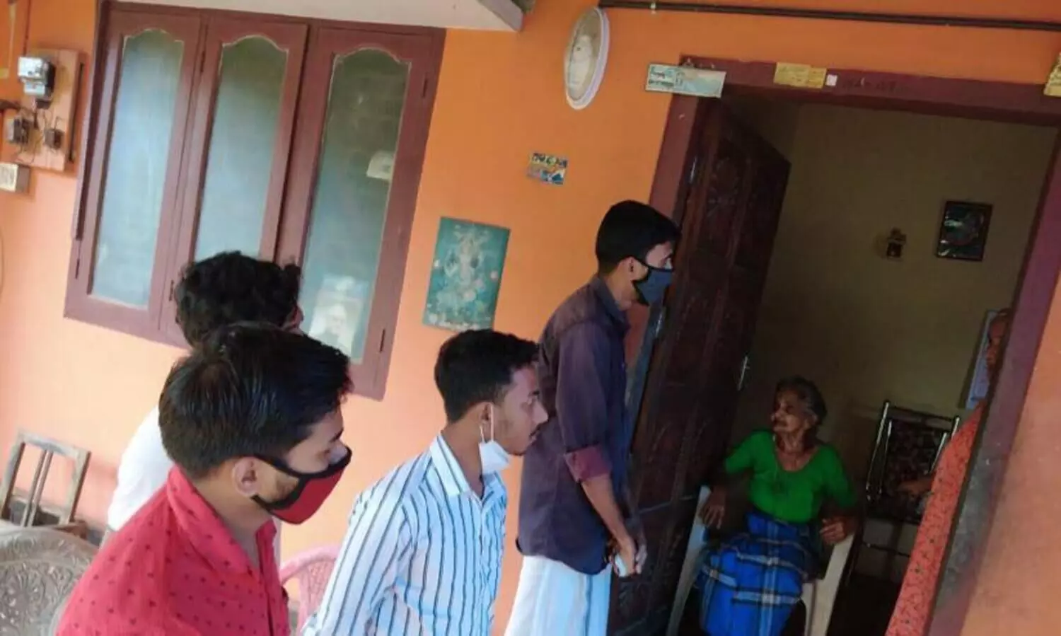 വനിത കമീഷൻ അധ്യക്ഷ അപമാനിച്ച വൃദ്ധക്ക്​ നിയമസഹായവുമായി എം.എസ്​.എഫ്​