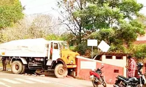 tipper crashed into the school wall