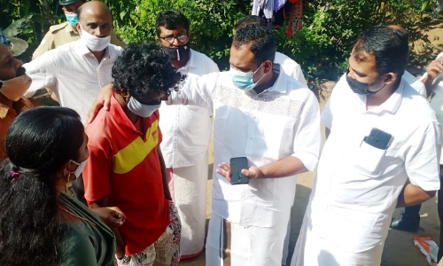 സ്കൂളിലെത്താത്ത വിദ്യാർഥികളെ തേടി ജനപ്രതിനിധികള്‍ വീട്ടിലേക്ക്