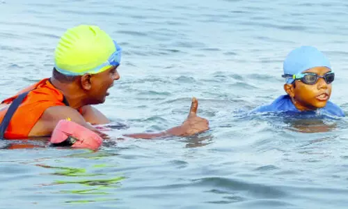 ജെല്ലി വില്ലനായെങ്കിലും കടലിൽ ഡാരി തന്നെ വീരൻ