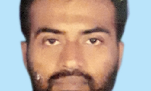 ബൈ​ക്ക​പ​ക​ട​ത്തി​ൽ യു​വാ​വ് മ​രി​ച്ചു