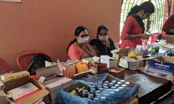 Viral fever and chicken pox with covid