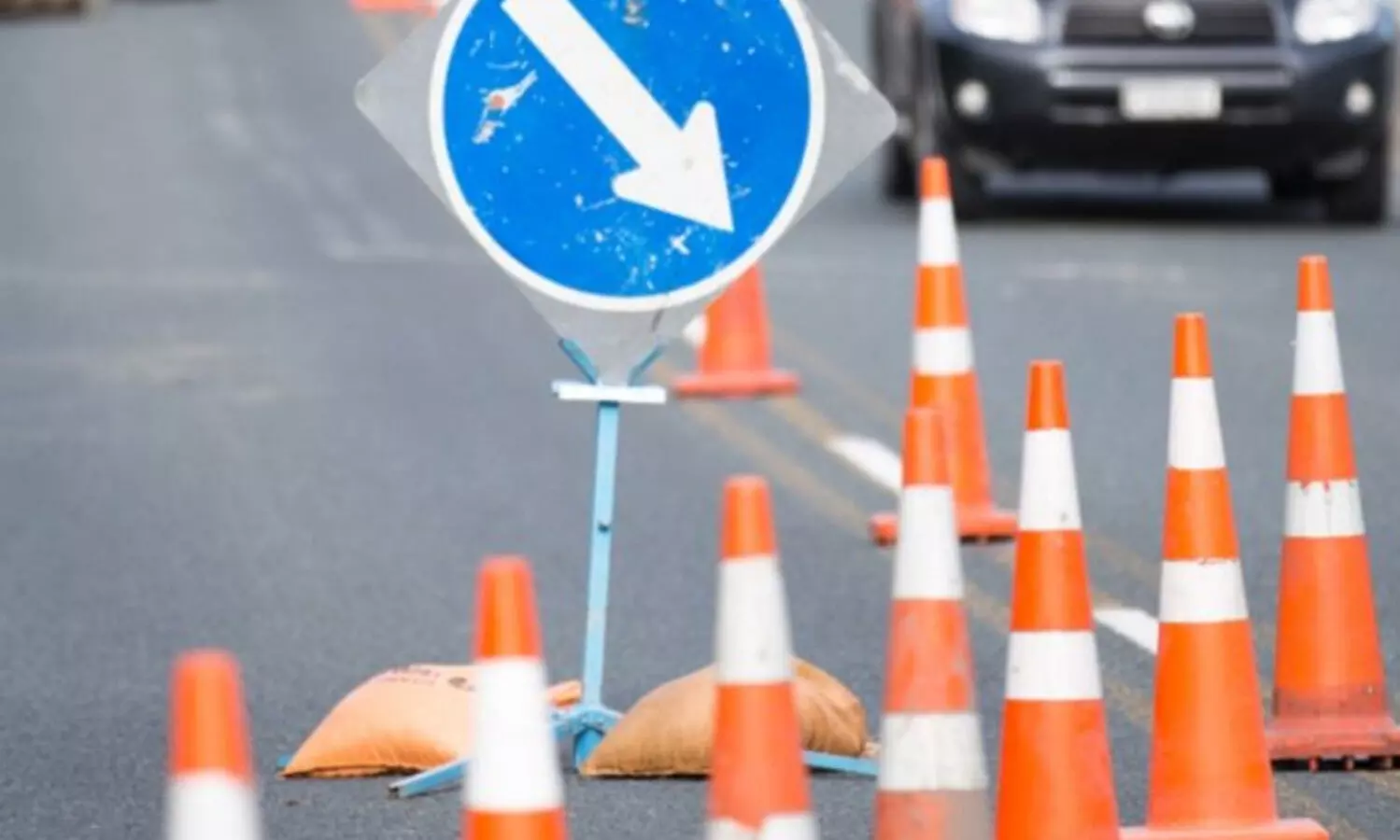 ചാലക്കുടിപ്പാലത്തിൽ ഗതാഗത നിയന്ത്രണം