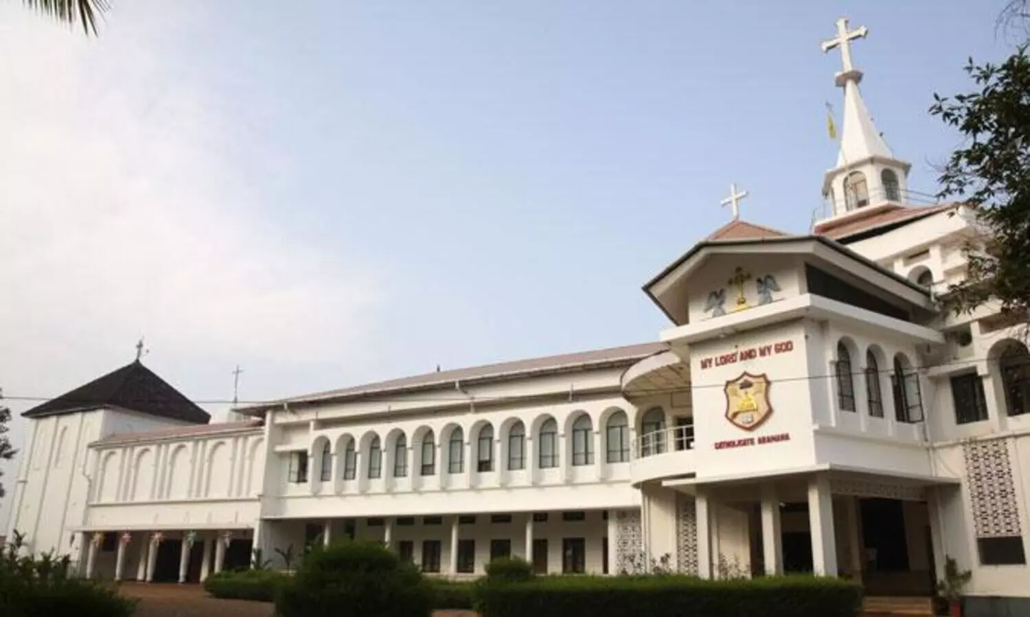 ഓർത്തഡോക്​സ്​ സഭാ അധ്യക്ഷനെ സന്ദർശിച്ച്​ ഉമ്മൻ ചാണ്ടിയും ചെന്നിത്തലയും