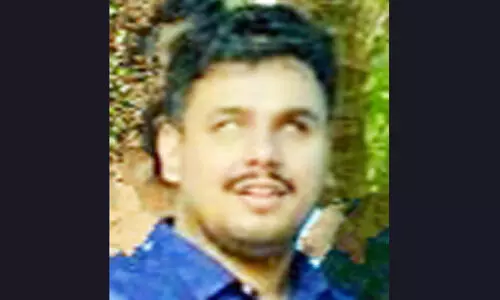 അ​ക​ക്ക​ണ്ണി​ൻ വെ​ളി​ച്ച​ത്തി​ൽ അ​ധ്യാ​പ​നത്തി​ലേ​ക്ക് ജൗ​ഹ​ർ