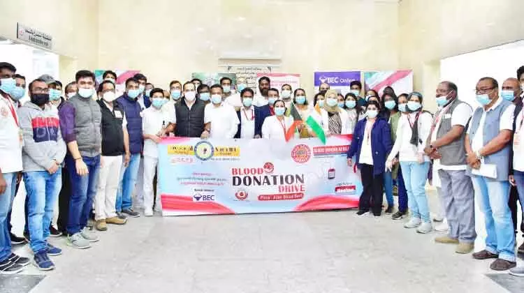 സാരഥി കുവൈത്ത്​, ബി.ഡി.കെ രക്തദാന ക്യാമ്പ്​ സംഘടിപ്പിച്ചു