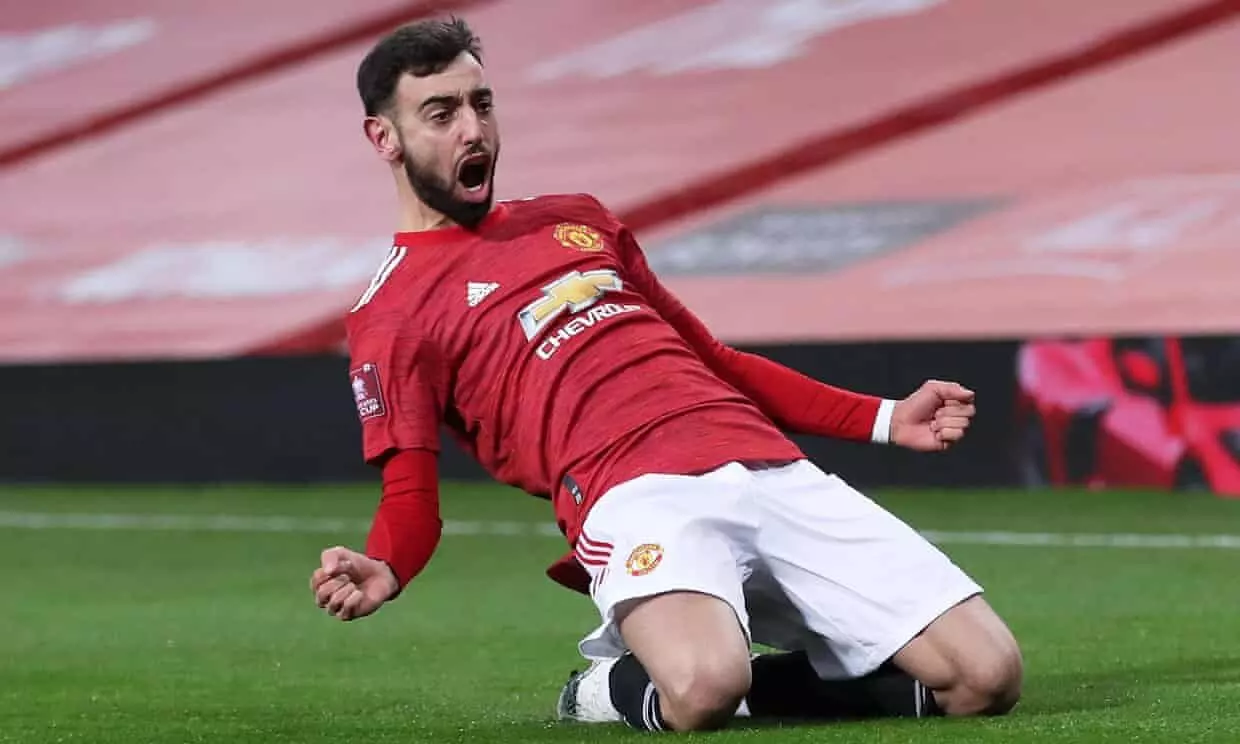 കഷ്ടകാലം തീരാതെ ലിവർപൂൾ; ത്രില്ലർ പോരിൽ ലിവറൂരി യുനൈറ്റഡ് കഷ്ടകാലം തീരാതെ ലിവർപൂൾ; ത്രില്ലർ പോരിൽ ലിവറൂരി യുനൈറ്റഡ്