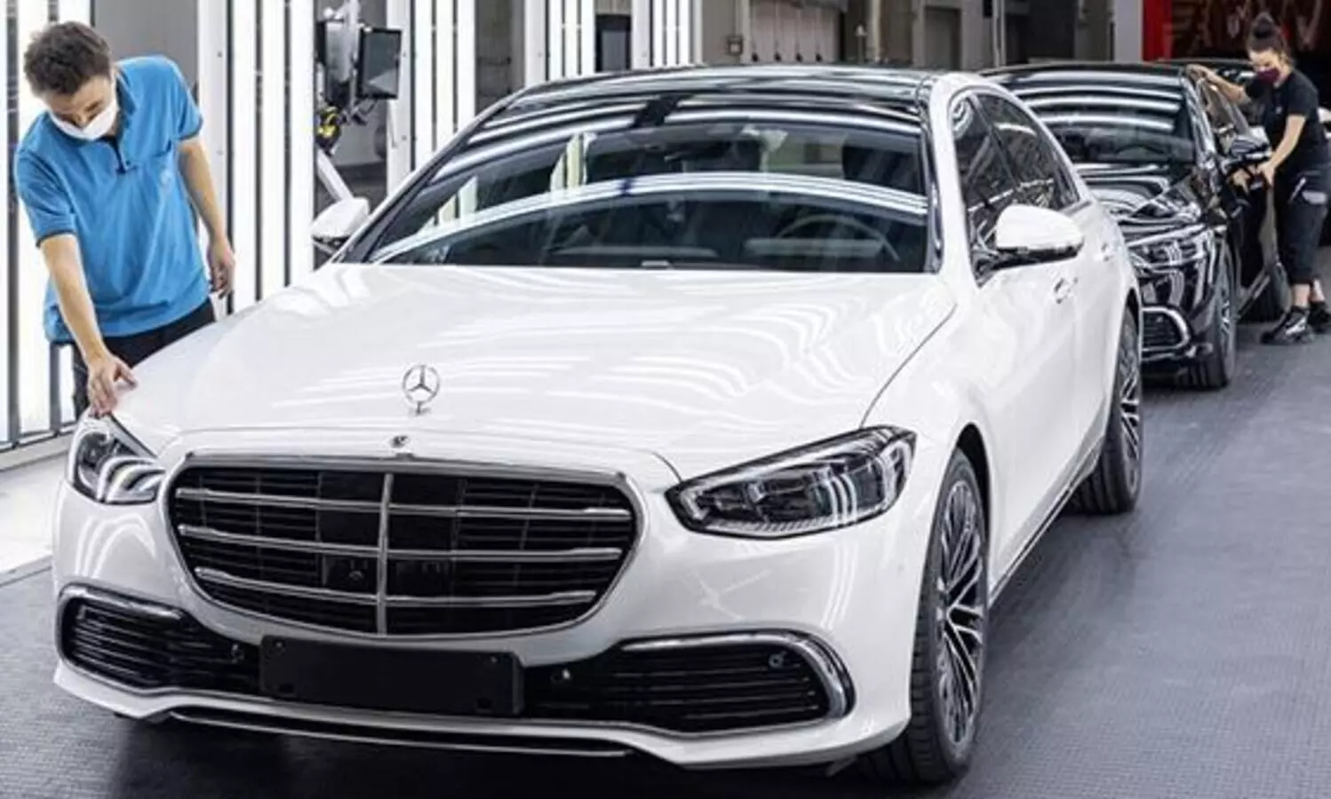 Mercedes-Benz recalls S-Class