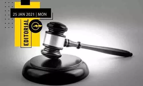 ഭ​ര​ണ​ഘ​ട​ന​യെ ര​ക്ഷി​ക്കാ​ൻ ജു​ഡീ​ഷ്യ​റി ഉ​ണ​ര​ണം