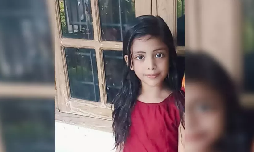 വീട്ടുമുറ്റത്ത്​ കളിച്ചുകൊണ്ടിരിക്കെ പാമ്പുകടിയേറ്റ എട്ടു വയസുകാരി മരിച്ചു