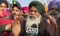 ‘ബാരിക്കേഡുകൾ തകർത്തത് പൊലീസ് വഴിതടഞ്ഞതിനാൽ’ ‘ബാരിക്കേഡുകൾ തകർത്തത് പൊലീസ് വഴിതടഞ്ഞതിനാൽ’