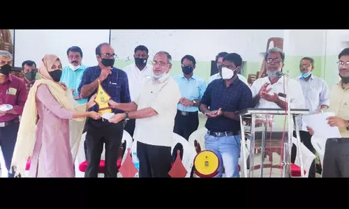 ഷഹാന ടീച്ചറുടെ ഓർമയിൽ കണ്ണീർ വാർത്ത് ദാറുന്നുജൂം കോളജ്