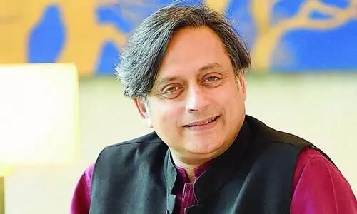 sasi tharoor