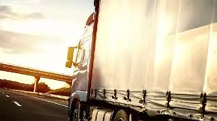 കോ​വി​ഡ്: അ​ബൂ​ദ​ബി​യി​ൽ ട്ര​ക്ക്​ ഡ്രൈ​വ​ർ​മാ​ർ​ക്ക്​ നി​യ​ന്ത്ര​ണം