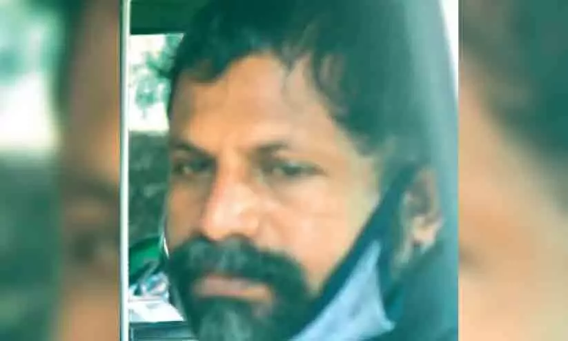 Defendant arrested in vehicle theft and hijacking cases