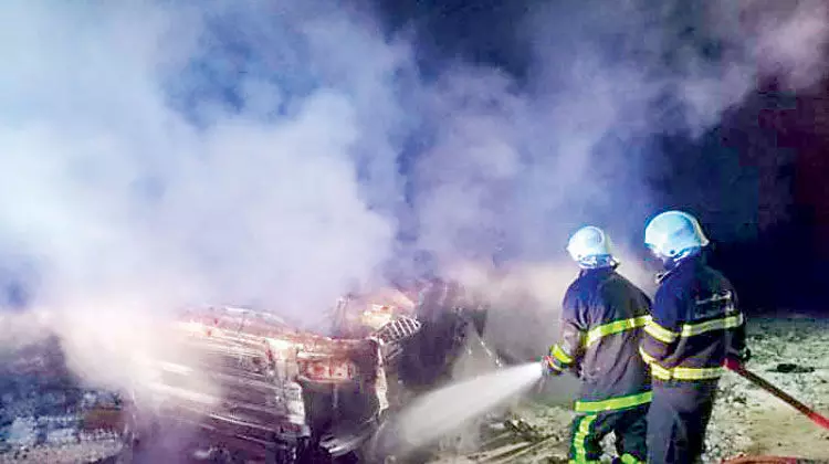 ഹൈ​മ​യി​ൽ ട്ര​ക്കി​ന്​ തീ​പി​ടി​ച്ചു; പാ​കി​സ്താ​ൻ സ്വ​ദേ​ശി മ​രി​ച്ചു