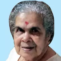 ന​ങ്ങീ​ലി