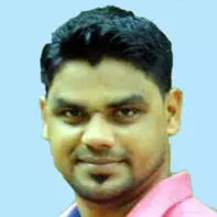 ബൈ​ക്ക​പ​ക​ട​ത്തി​ൽ പ​രി​ക്കേ​റ്റ യു​വാ​വ് മ​രി​ച്ചു