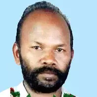 കോ​വി​ഡ് ബാ​ധി​ച്ച് വീ​ട്ടി​ൽ  കു​ഴ​ഞ്ഞു​വീ​ണ്​ മ​രി​ച്ചു