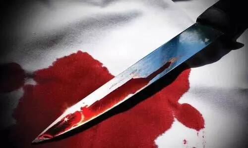 മ​​ദ്യ​​ല​​ഹ​​രി​​യി​​ലായിരുന്ന പിതാവി​െൻറ വെട്ടേറ്റ് രണ്ടു കുട്ടികൾക്ക് പരിക്ക്