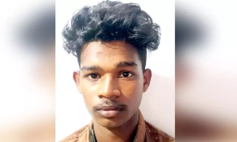 മോ​ഷ്​​ടി​ച്ച ബൈ​ക്കു​ക​ൾ ക​ണ്ടെ​ടു​ത്തു; ര​ണ്ടു​പേ​ർ അ​റ​സ്​​റ്റി​ൽ