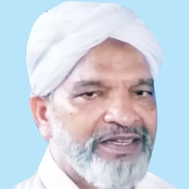 അ​ബ്​​ദു​റ​ഹ്മാ​ൻ ബാ​ഖ​വി