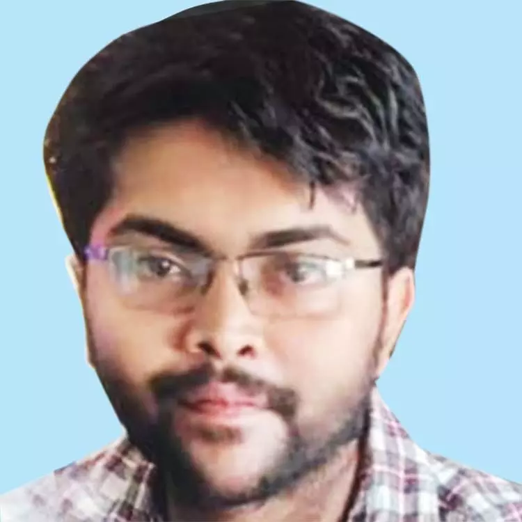 കു​ഴ​ഞ്ഞു​വീ​ണ്​ മ​രി​ച്ചു