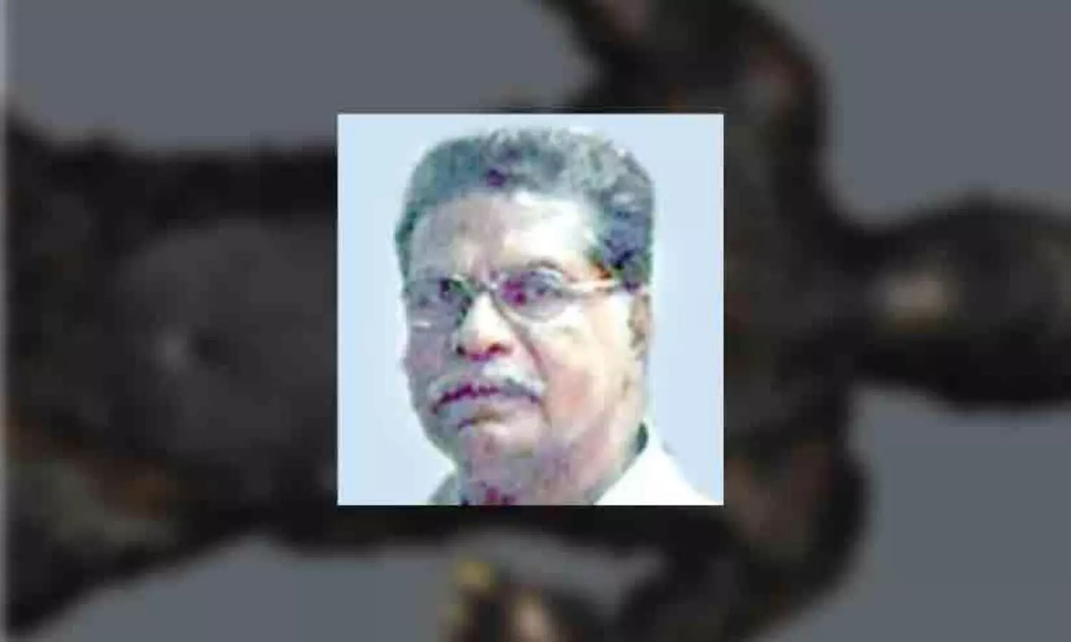 body of youth found burnt in the house