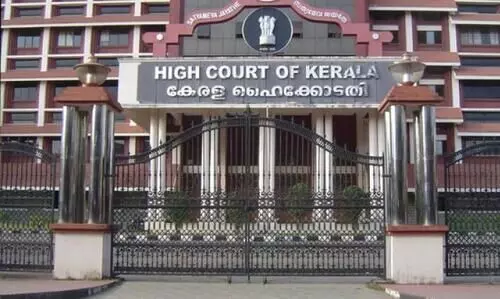 water metro,High Court seeks explanation for harassment of supervisor