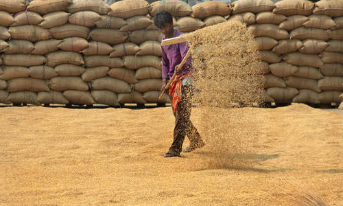 യൂനിയനുകളുടെ നിസ്സഹകരണം വെയർഹൗസുകളുടെ   പ്രവർത്തനം തടസ്സപ്പെടുത്തുന്നെന്ന്