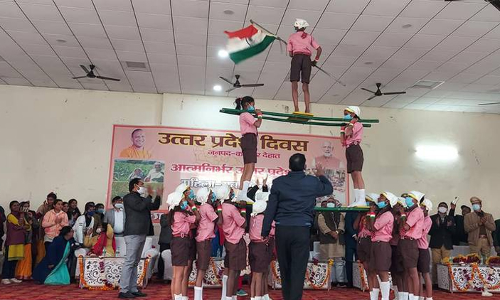 കൊടുംതണുപ്പിലെ കുട്ടിക​ളുടെ​ യോഗാഭ്യാസം റിപ്പോർട്ട് ചെയ്തു; യു.പിയിൽ മാധ്യമ പ്രവർത്തകർക്കെതിരെ കേസ്​