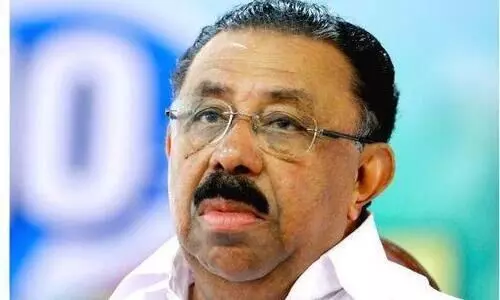 പാണക്കാട് തങ്ങളെ കണ്ടതില് വിജയരാഘവെൻറയും കെ. സുരേന്ദ്രെൻറയും പ്രതികരണം ഒന്ന് -എം.എം. ഹസന് പാണക്കാട് തങ്ങളെ കണ്ടതില് വിജയരാഘവെൻറയും കെ. സുരേന്ദ്രെൻറയും പ്രതികരണം ഒന്ന് -എം.എം. ഹസന്