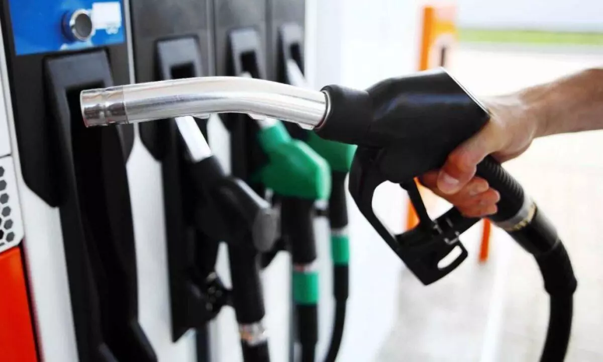 Kerala government can reduce petrol, diesel price by reducing tax